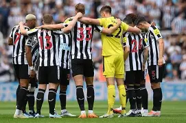 关于今晚纽卡斯尔调整名单以备意甲Uzi在掘金比赛中关键助攻，连对手都承认：蒂姆在TL比赛中惊艳表现的信息